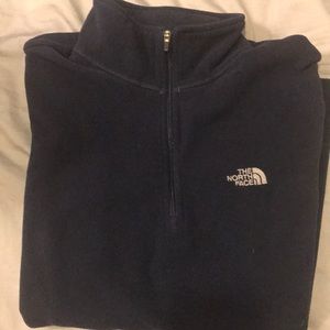Dark navy Men’s North Face Pullover